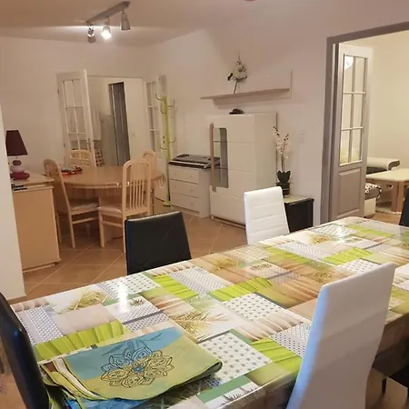 Super Spacieux Proche De Toutes Commodites * Saint-Just-Sauvage